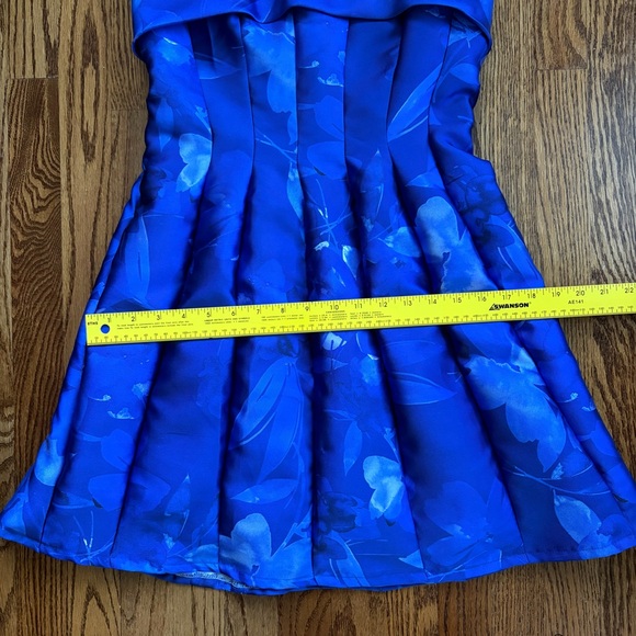 ML Monique Lhuillier Strapless Blue Floral Fit & Flare Cocktail Dress Size 6 - Picture 8 of 9